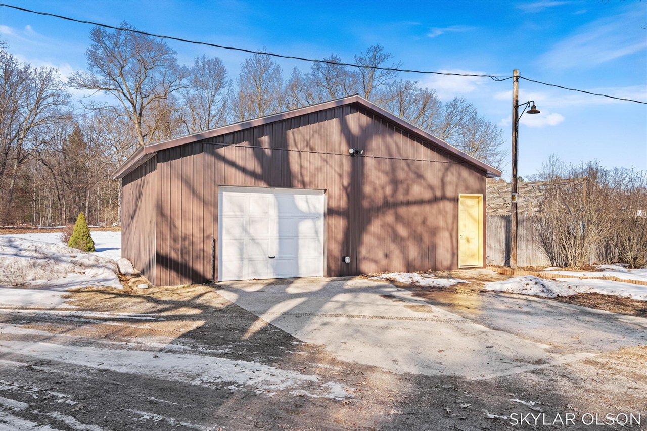 520 N Campbell Road, Fountain, MI, 49410-9605