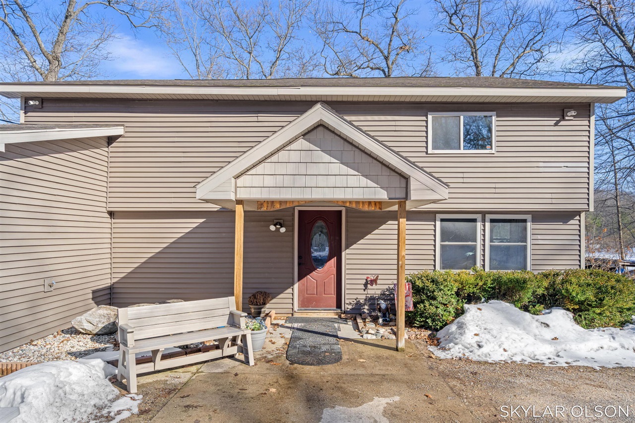 520 N Campbell Road, Fountain, MI, 49410-9605