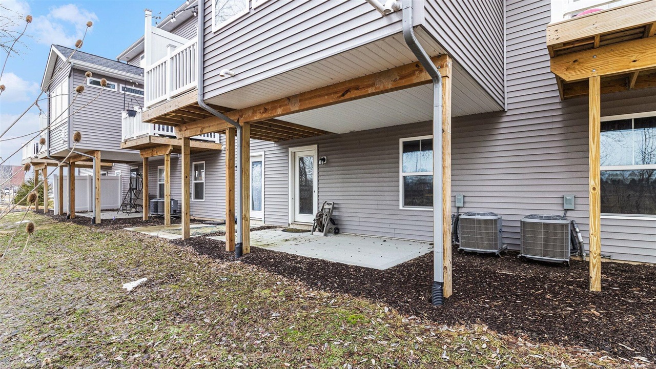 1637 Thyme Drive, Byron Center, MI, 49315