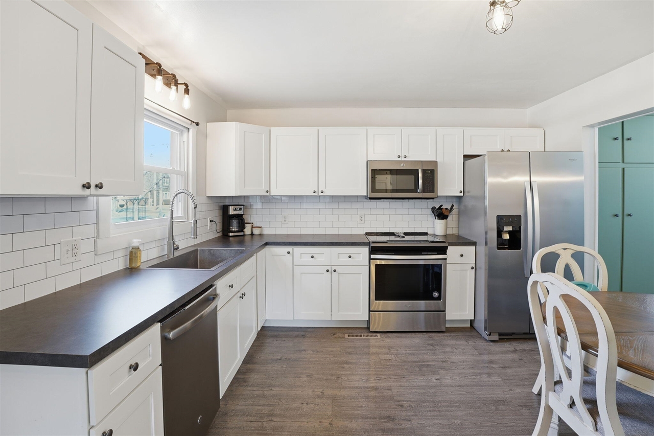 603 E Bond Street, Hastings, MI, 49058-2403