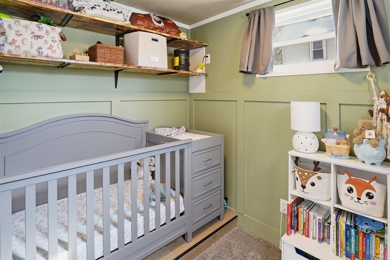 603 E Bond Street, Hastings, MI, 49058-2403