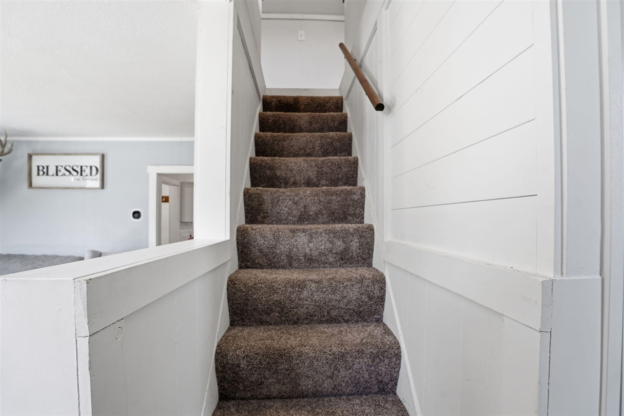 603 E Bond Street, Hastings, MI, 49058-2403