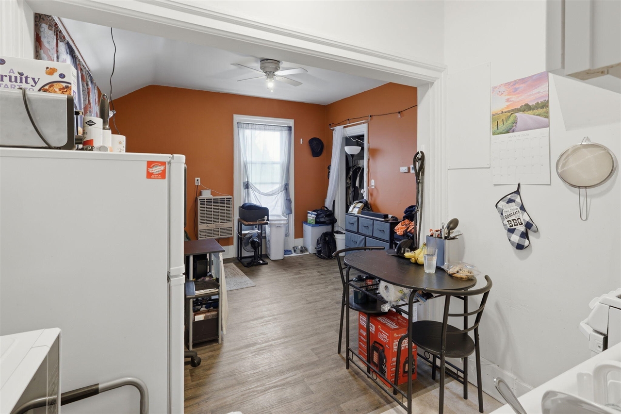 308 E State Street, Saint Johns, MI, 48879-1591