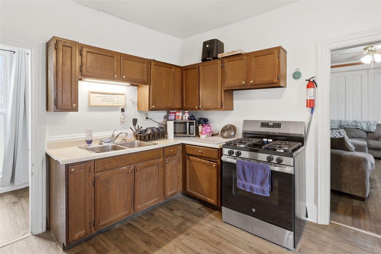 308 E State Street, Saint Johns, MI, 48879-1591