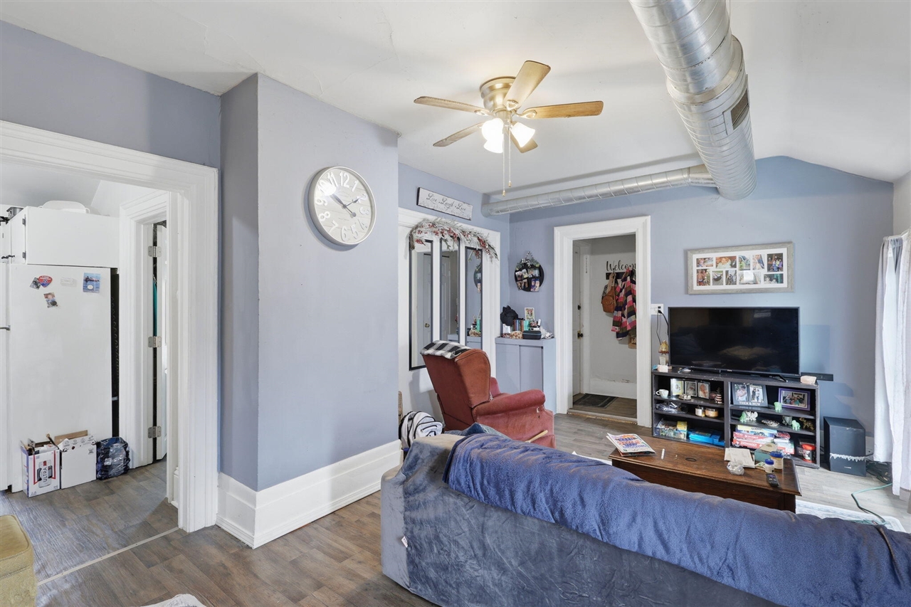 308 E State Street, Saint Johns, MI, 48879-1591