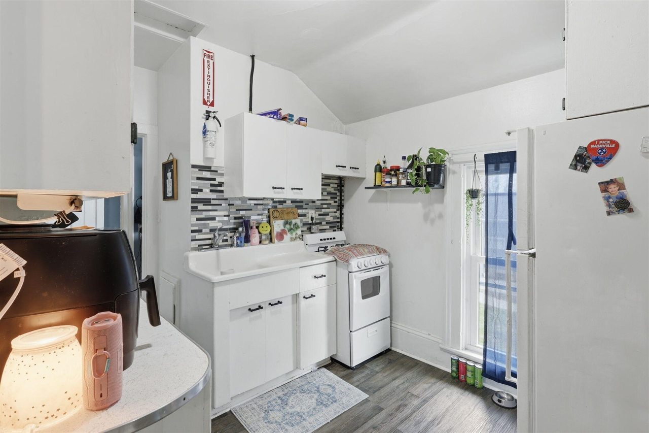 308 E State Street, Saint Johns, MI, 48879-1591