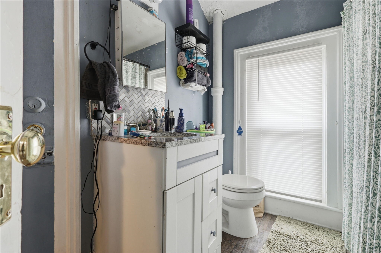 308 E State Street, Saint Johns, MI, 48879-1591