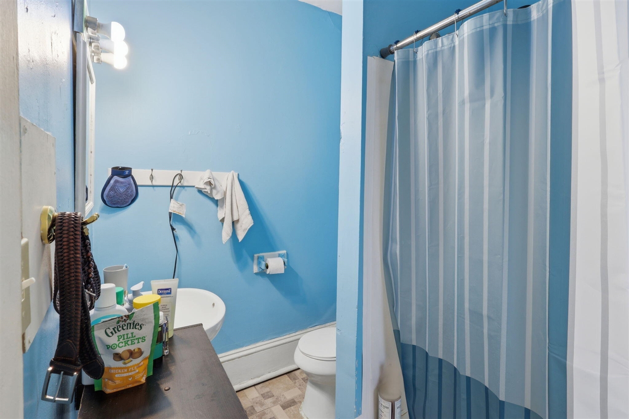 308 E State Street, Saint Johns, MI, 48879-1591