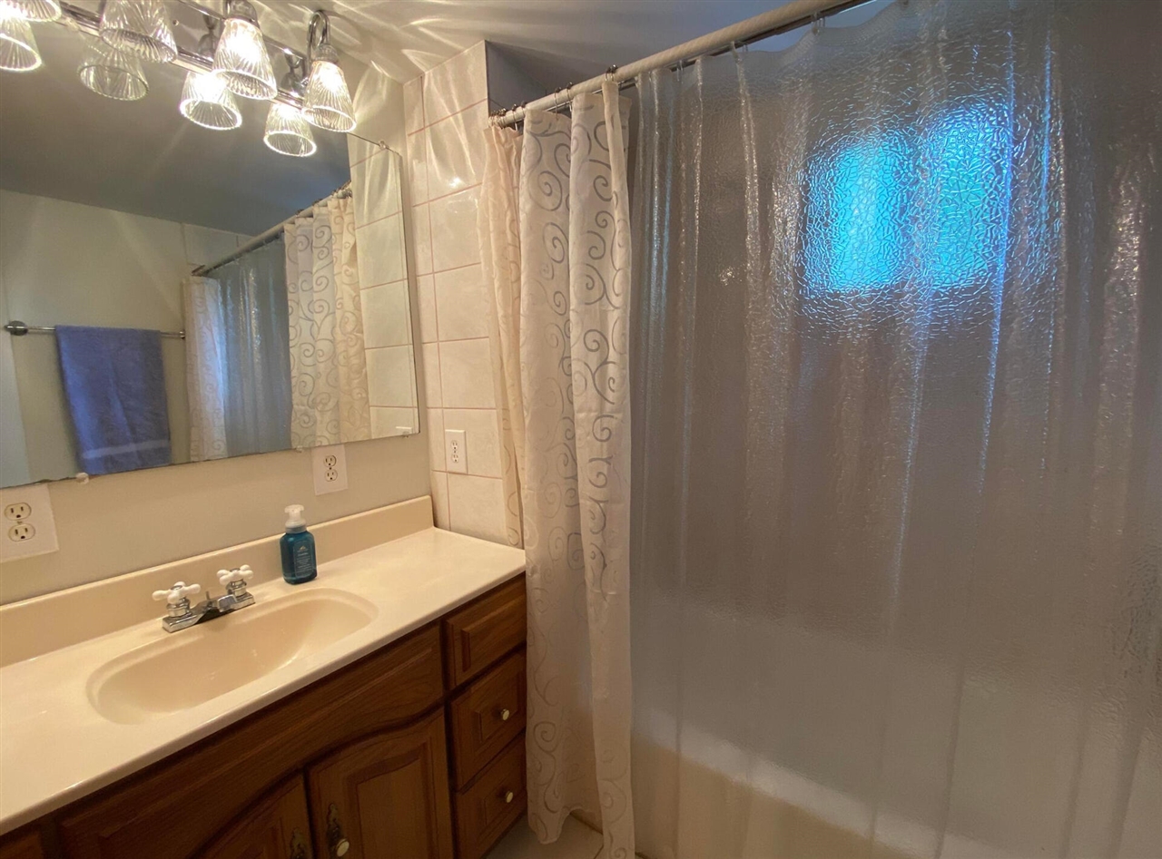 2291 W 22nd Street, Fremont, MI, 49412-7800