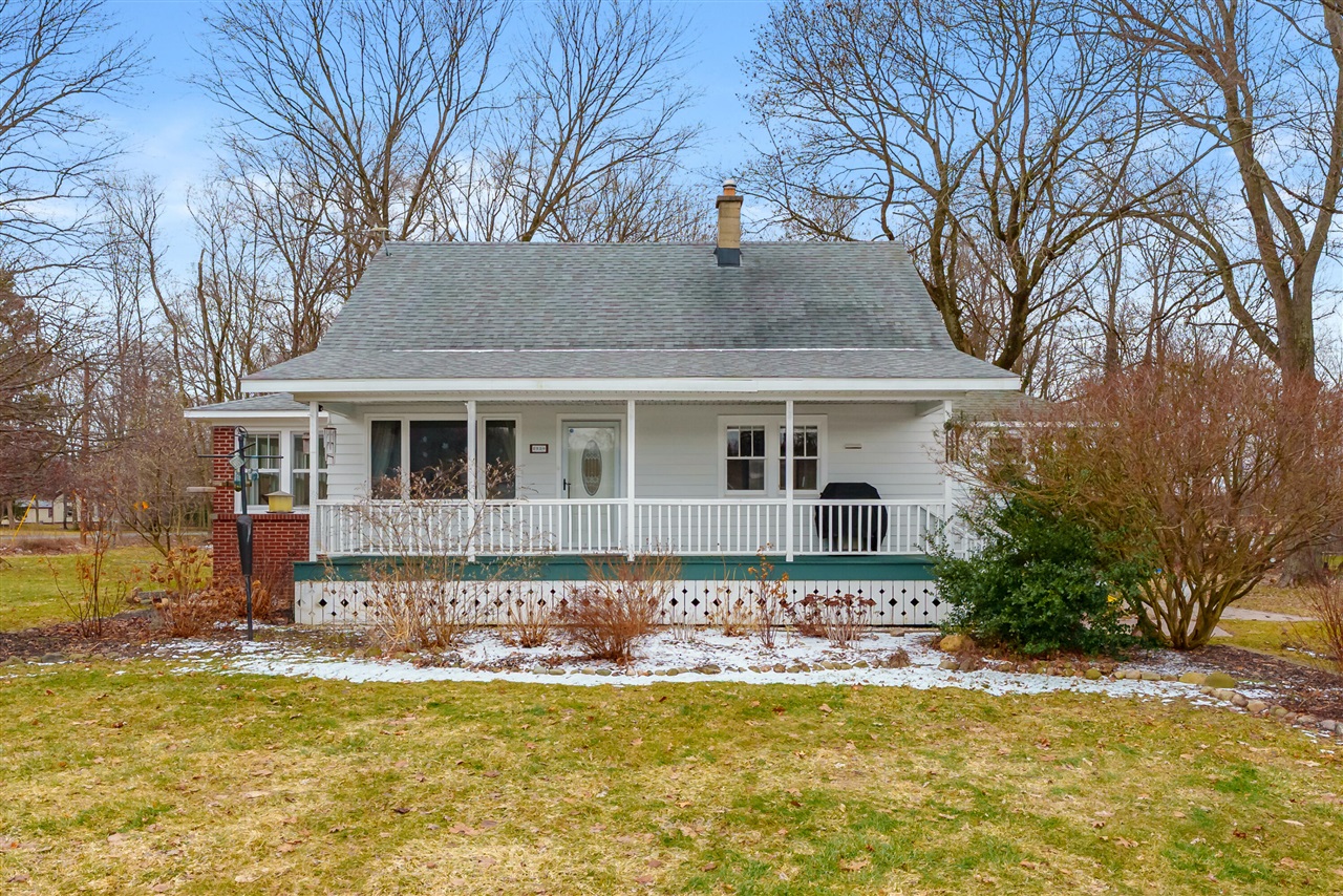 Homes for sale in Plainwell, MI | 2350 E B Ave, Plainwell, MI 49080 | MLS# 70517662