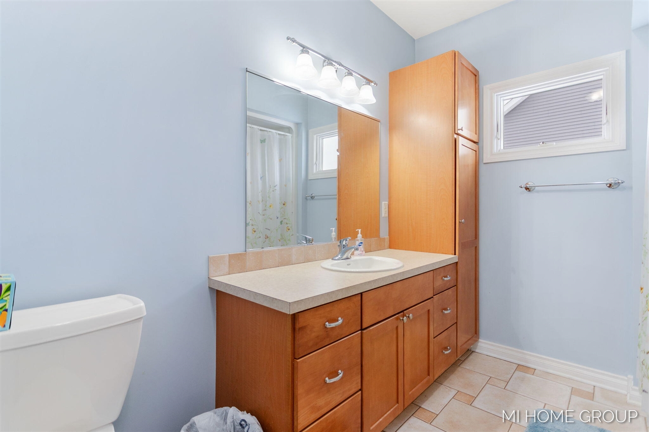 1398 Fluorite Avenue, Zeeland, MI, 49464-8345