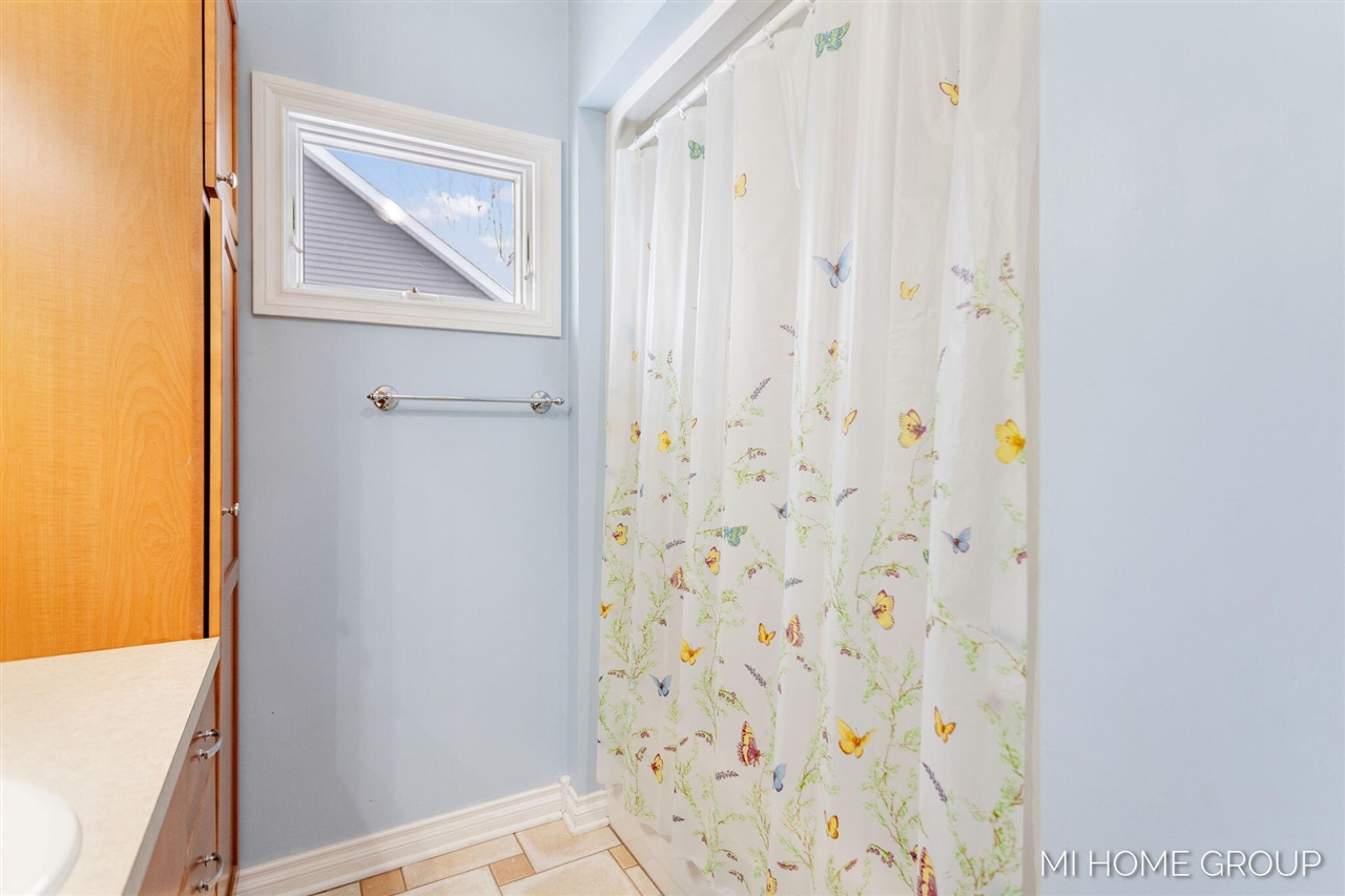 1398 Fluorite Avenue, Zeeland, MI, 49464-8345