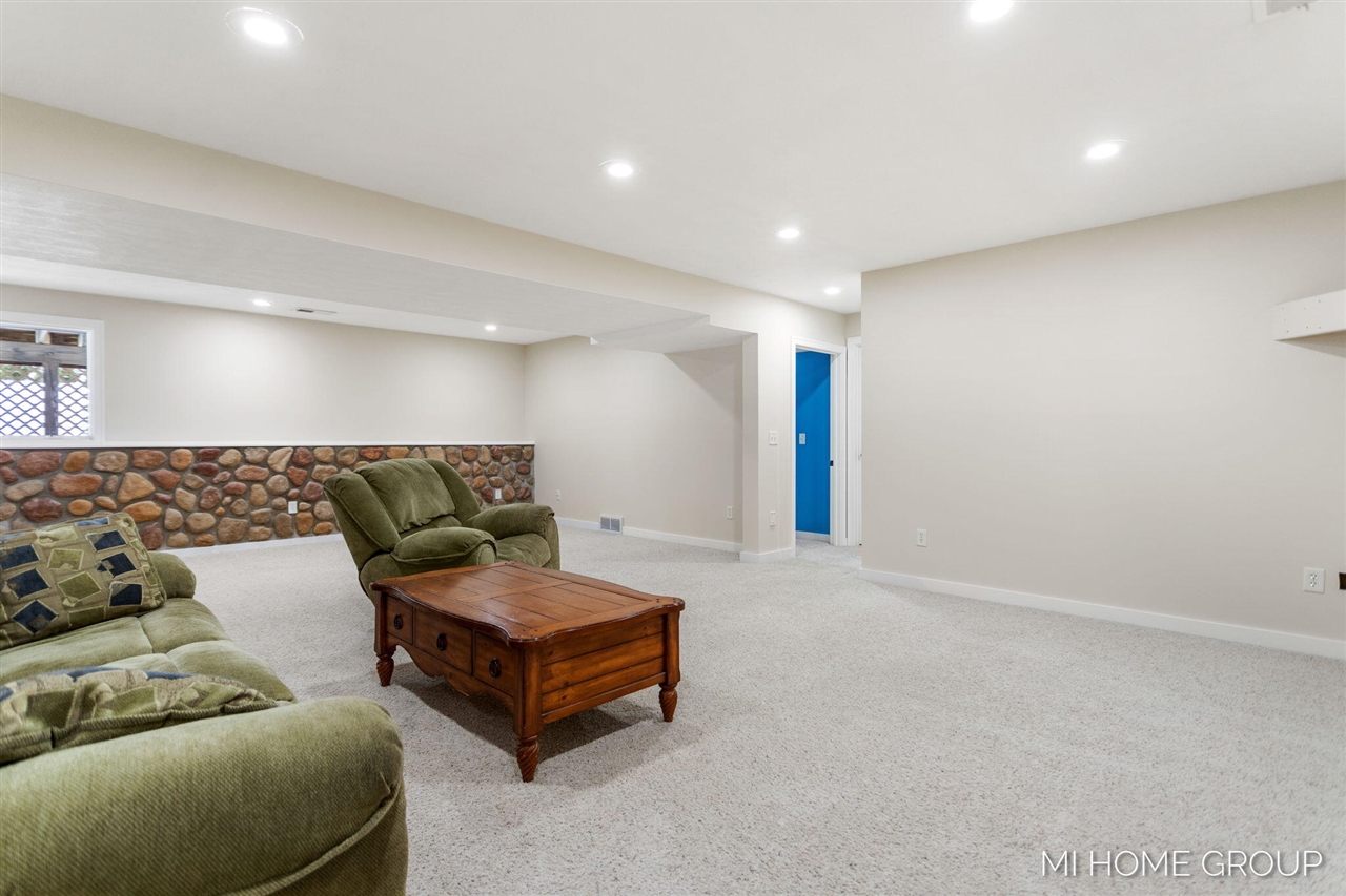 1398 Fluorite Avenue, Zeeland, MI, 49464-8345