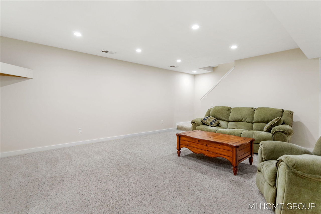 1398 Fluorite Avenue, Zeeland, MI, 49464-8345