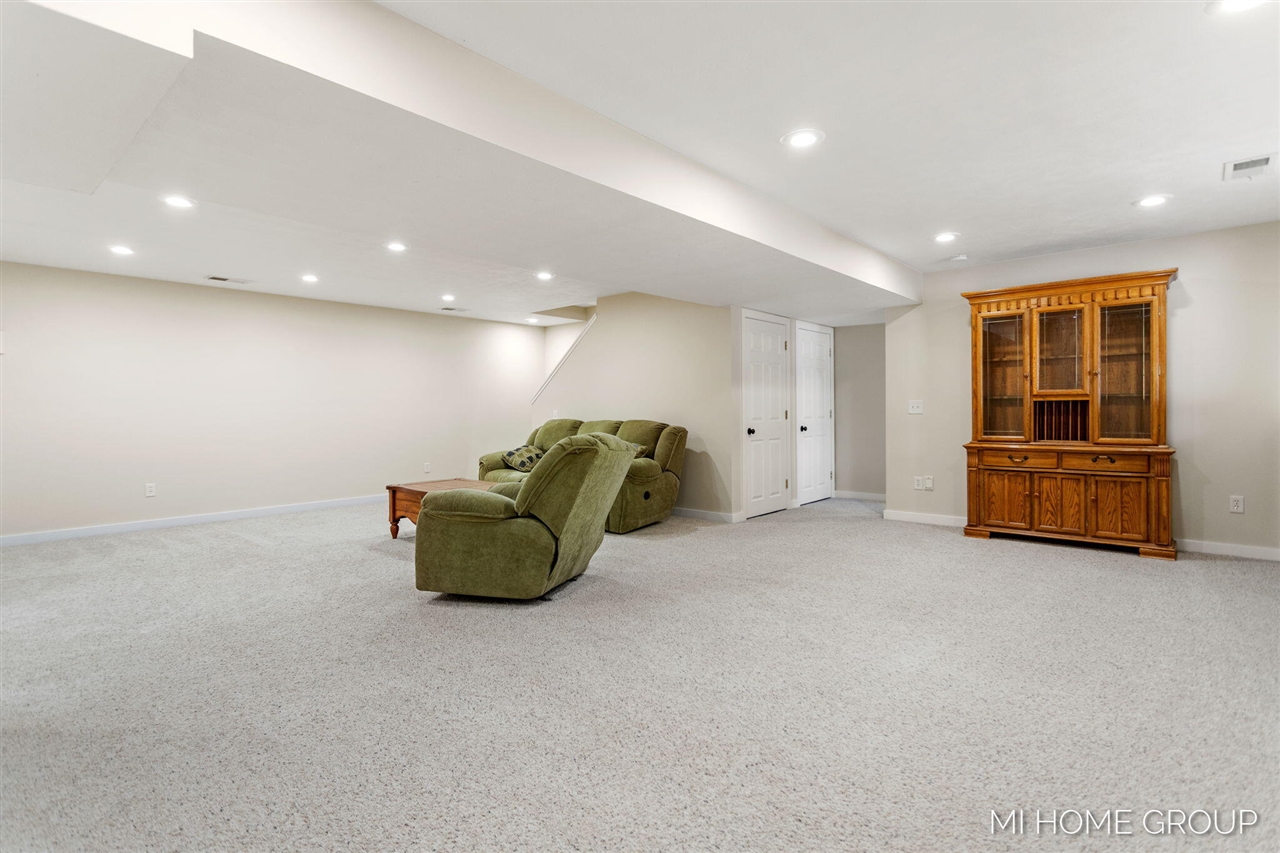 1398 Fluorite Avenue, Zeeland, MI, 49464-8345