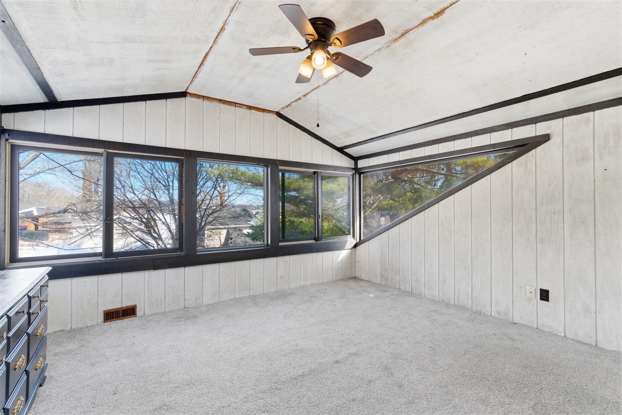 1452 Langfield Street, White Lake, MI, 48386-3755