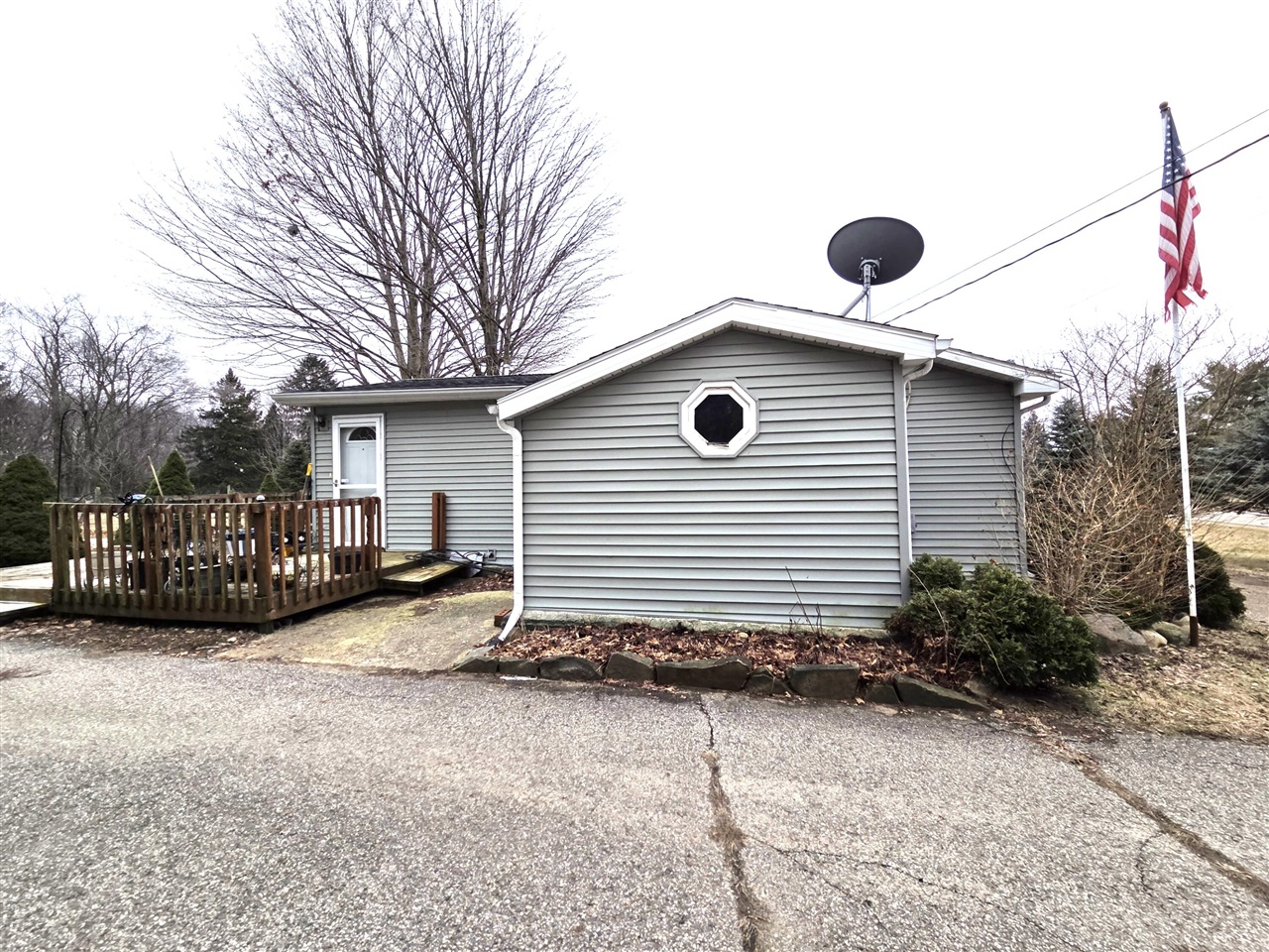 9130 17 Mile Road, Marshall, MI, 49068-9794