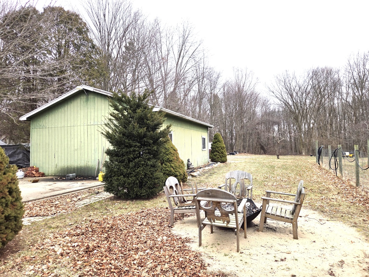 9130 17 Mile Road, Marshall, MI, 49068-9794