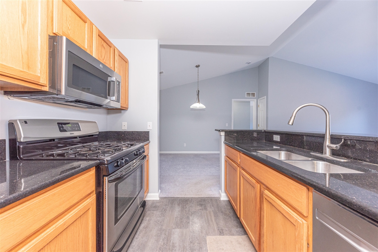 1537 Addington Lane, Ann Arbor, MI, 48108-8955