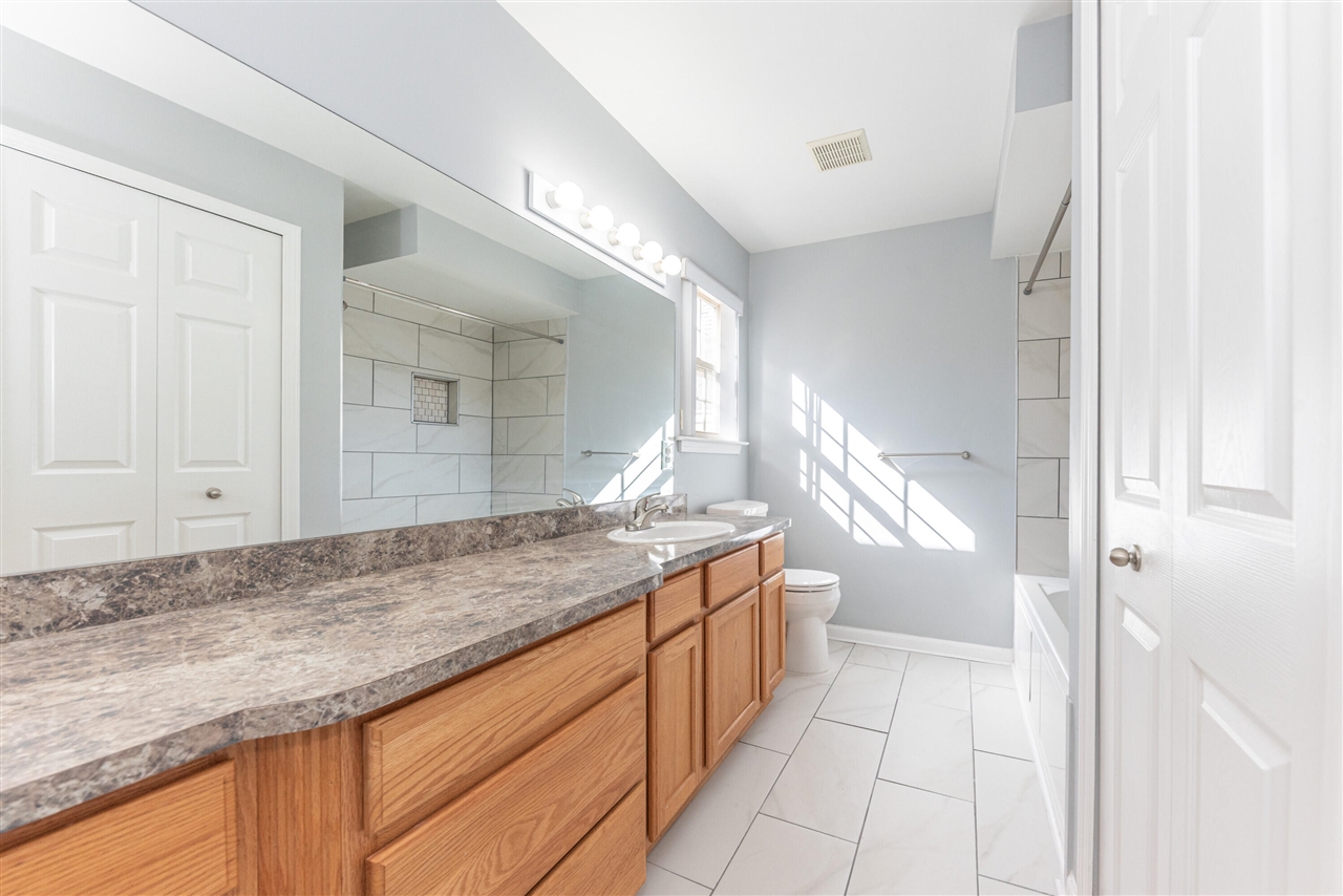 1537 Addington Lane, Ann Arbor, MI, 48108-8955