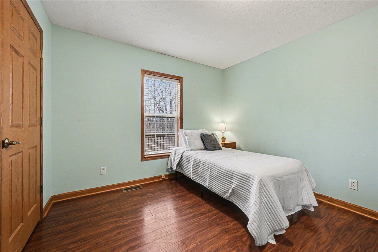 7776 Taylor Ridge Drive, Delton, MI, 49046-7836