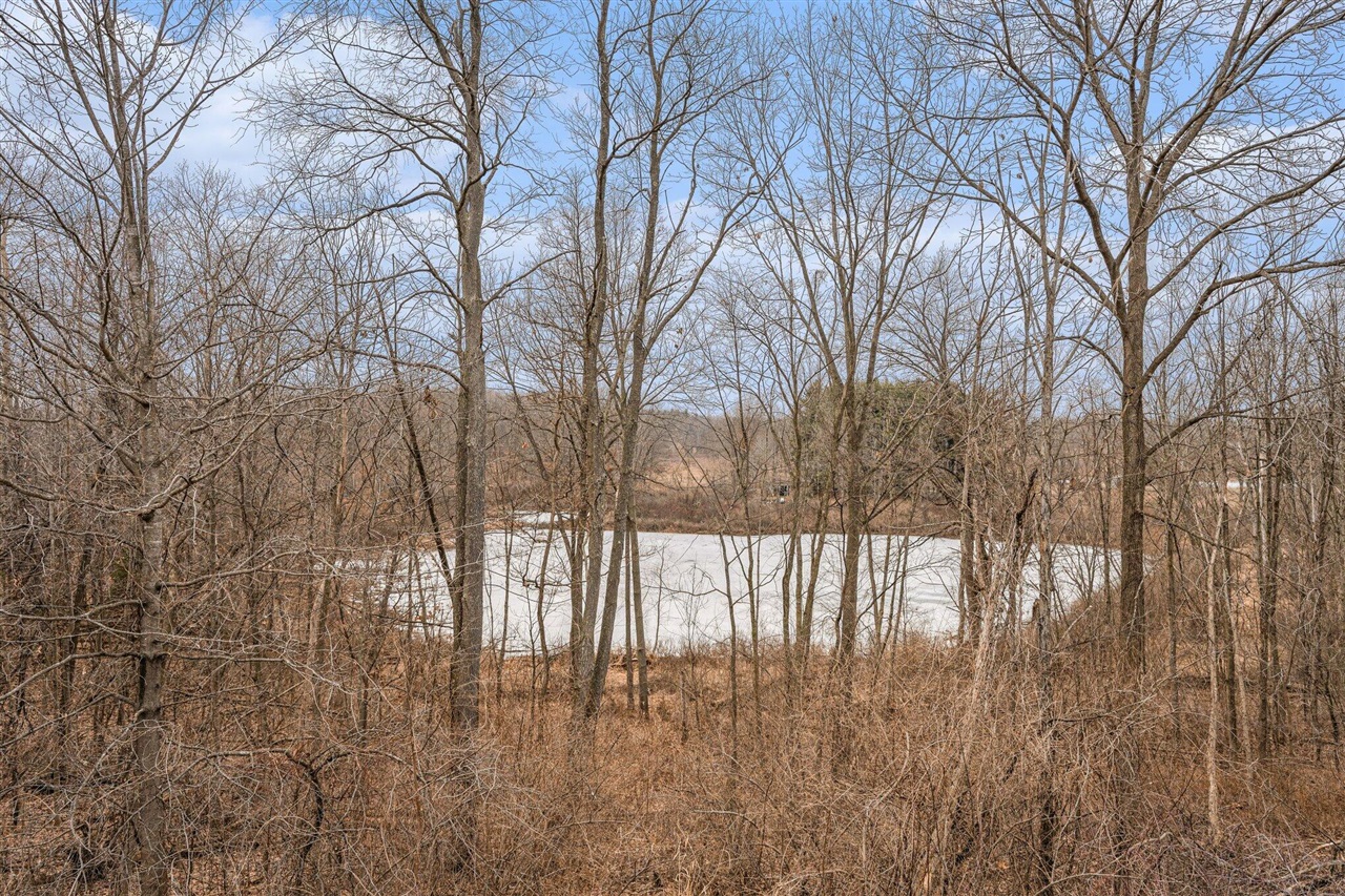 7776 Taylor Ridge Drive, Delton, MI, 49046-7836