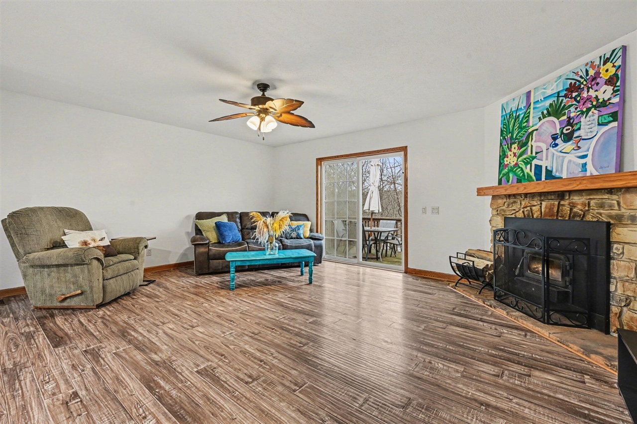 7776 Taylor Ridge Drive, Delton, MI, 49046-7836