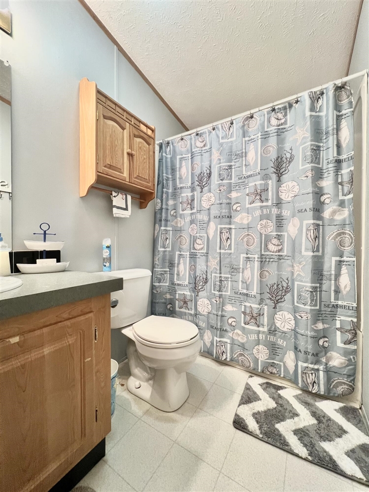 5482 Circle Drive, Reading, MI, 49274-9751