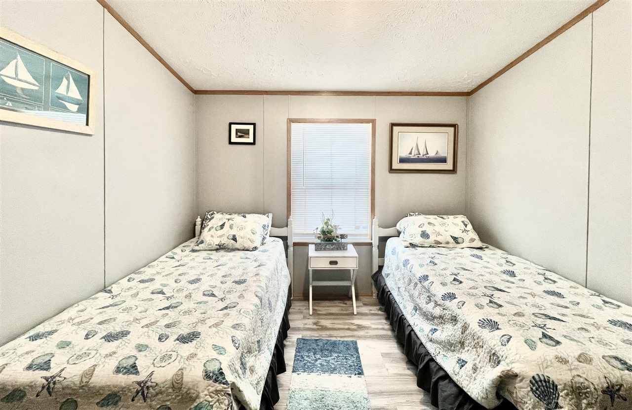 5482 Circle Drive, Reading, MI, 49274-9751