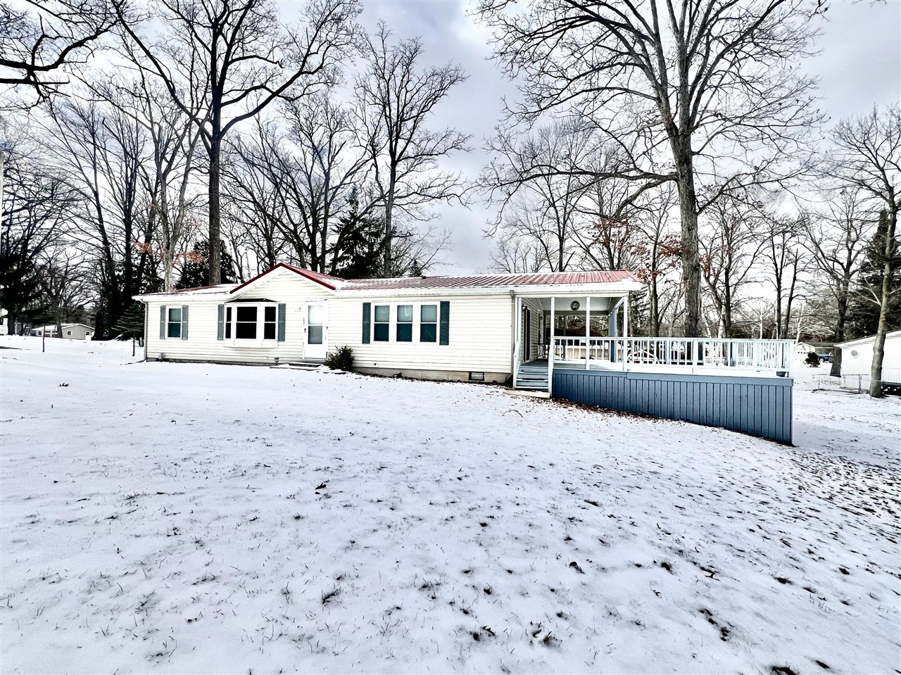 5482 Circle Drive, Reading, MI, 49274-9751