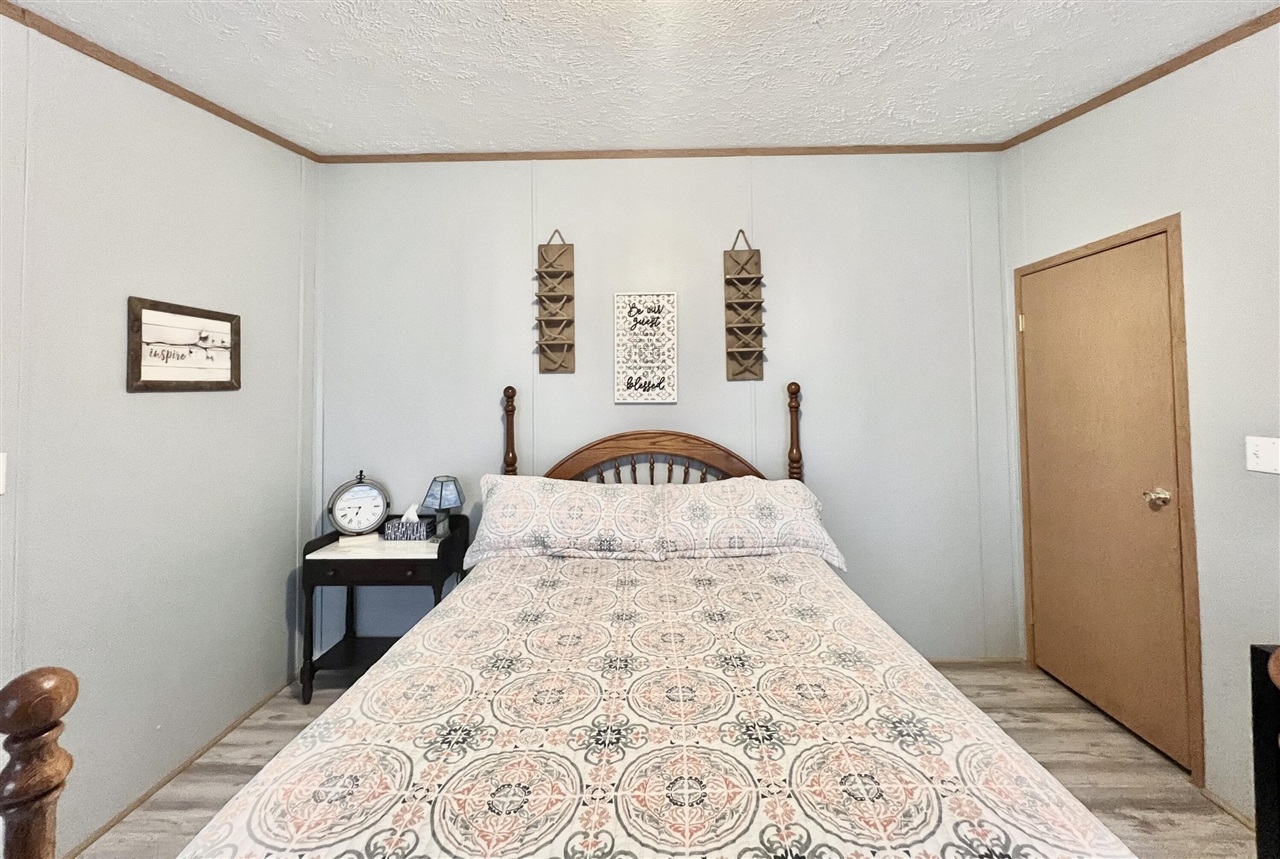 5482 Circle Drive, Reading, MI, 49274-9751