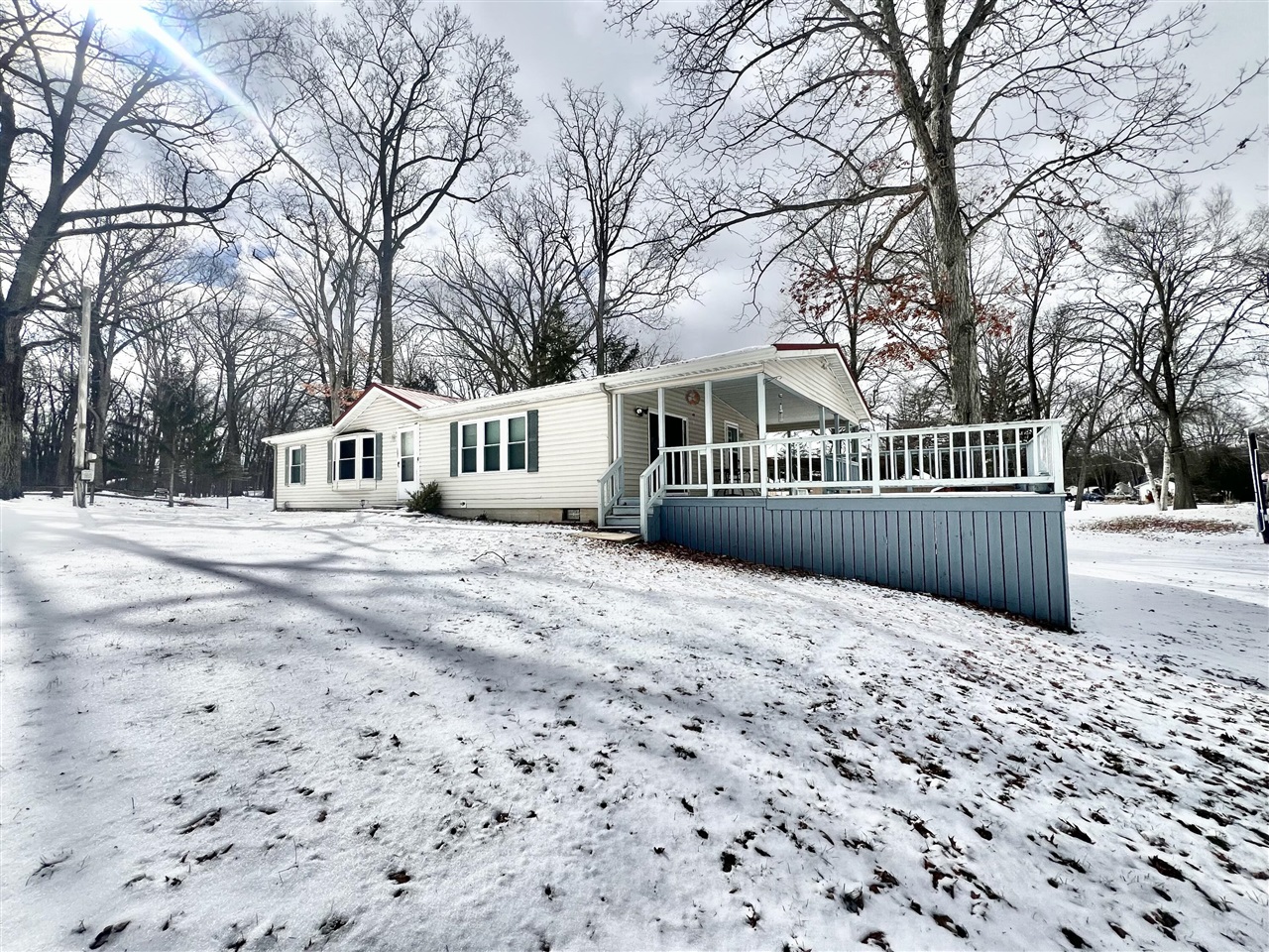 5482 Circle Drive, Reading, MI, 49274-9751