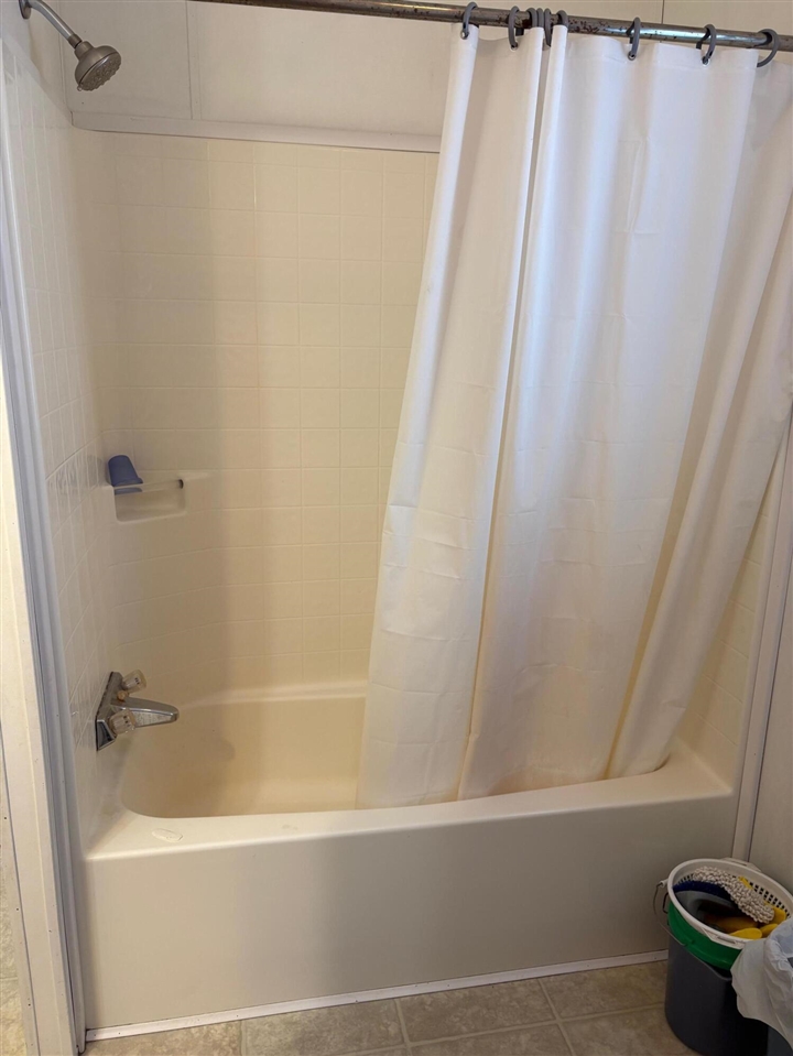 12355 9 Mile Road, Kaleva, MI, 49645-9603