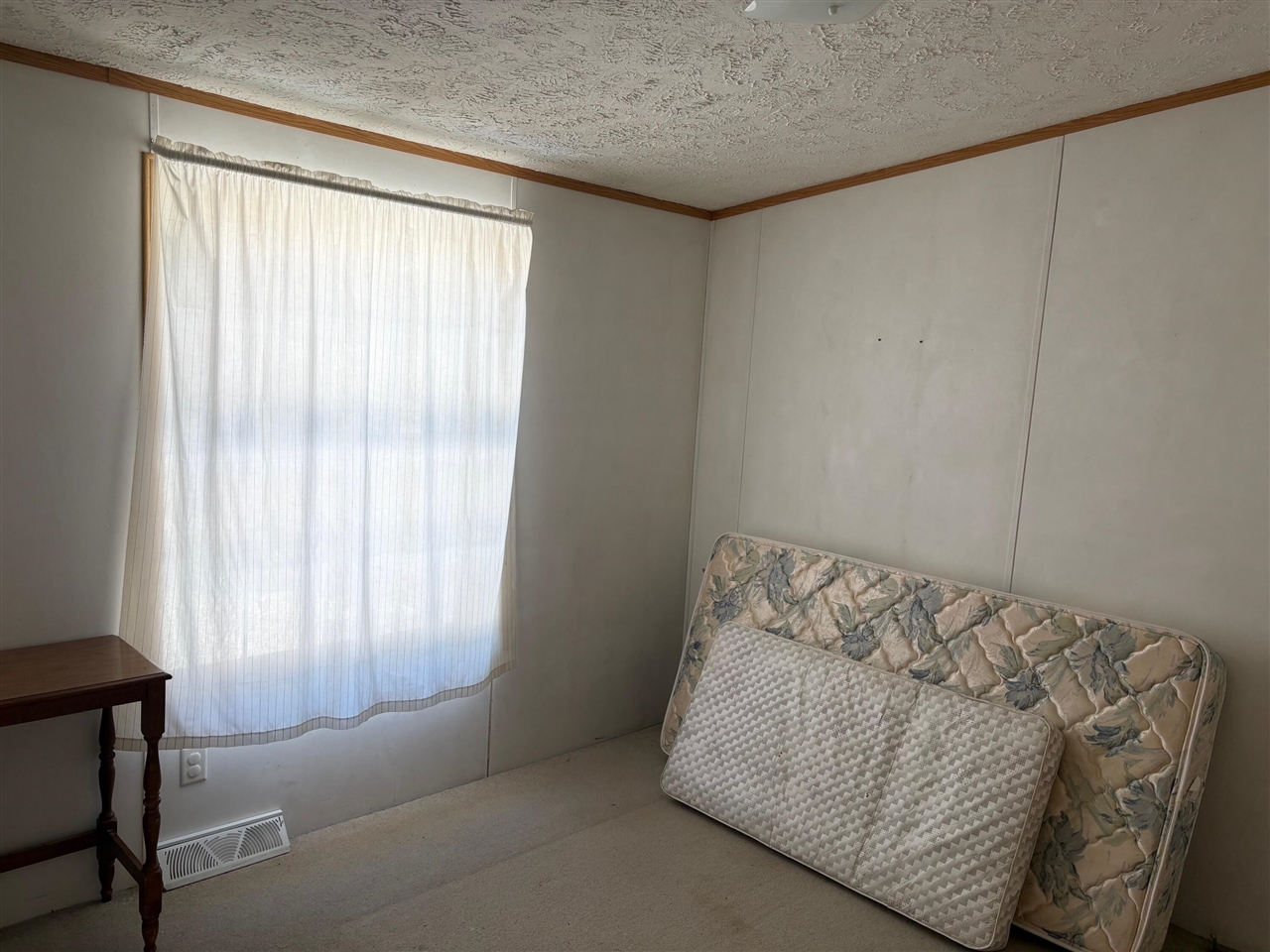 12355 9 Mile Road, Kaleva, MI, 49645-9603