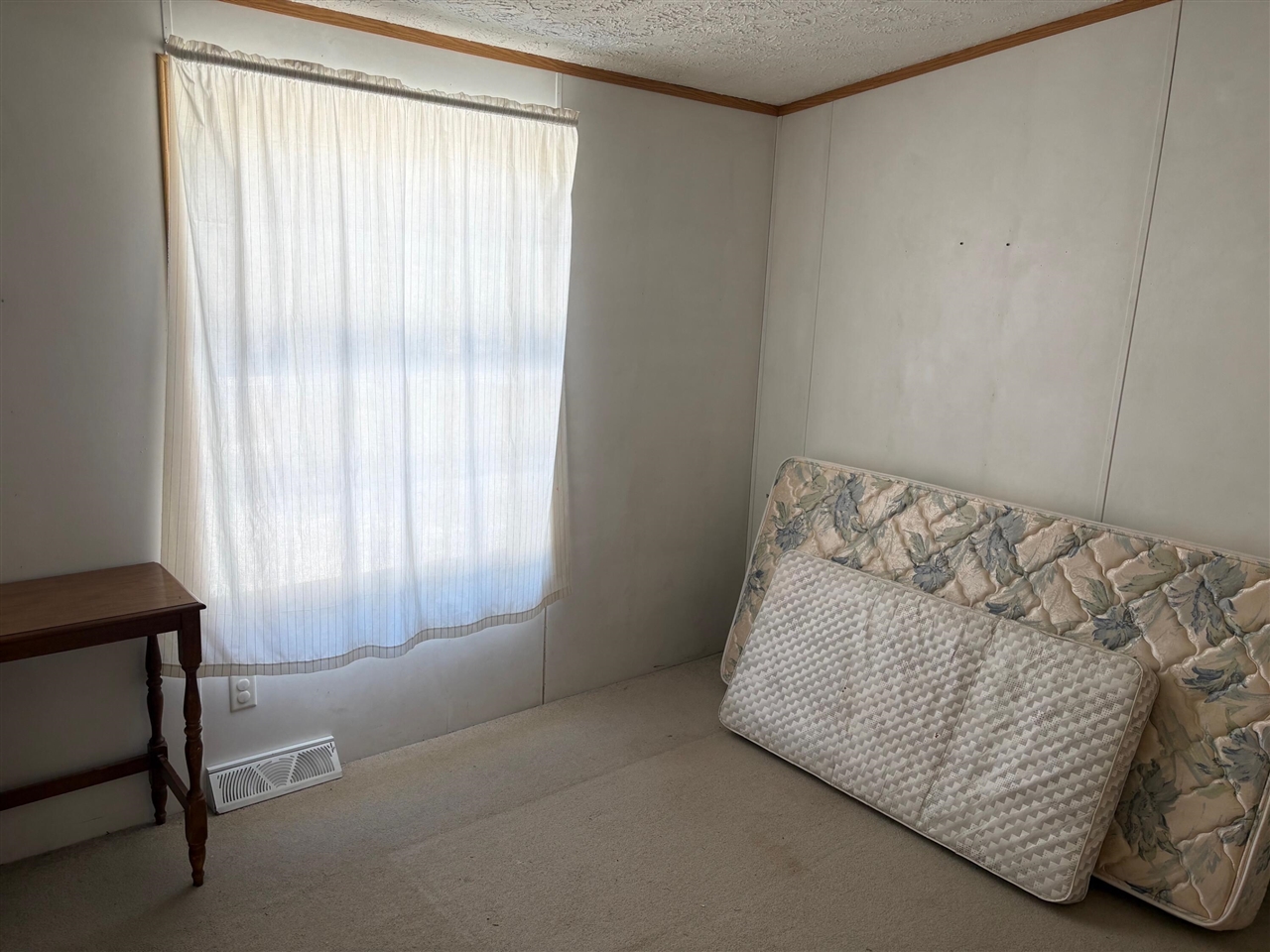 12355 9 Mile Road, Kaleva, MI, 49645-9603