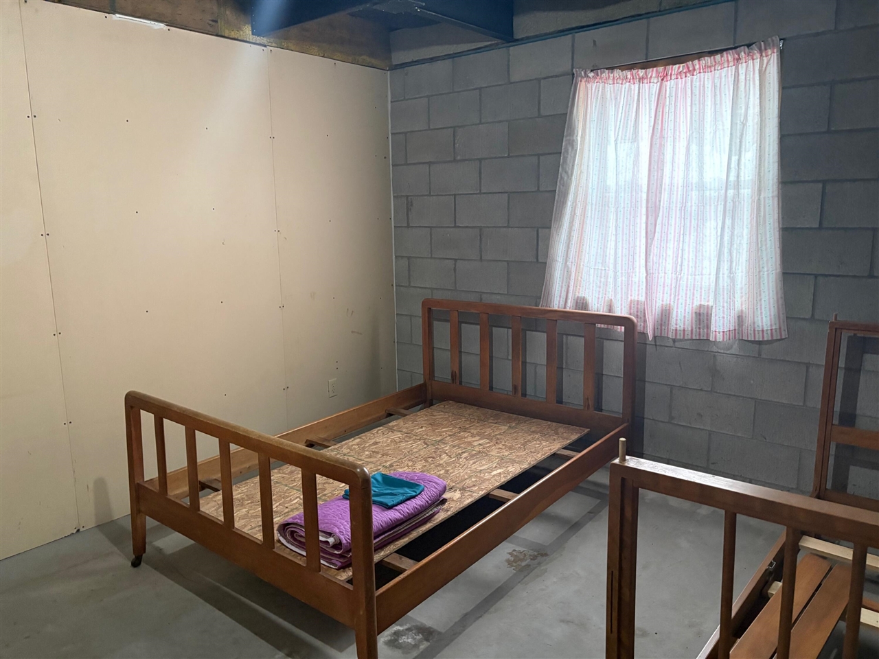 12355 9 Mile Road, Kaleva, MI, 49645-9603