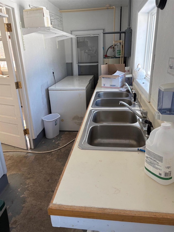 12355 9 Mile Road, Kaleva, MI, 49645-9603