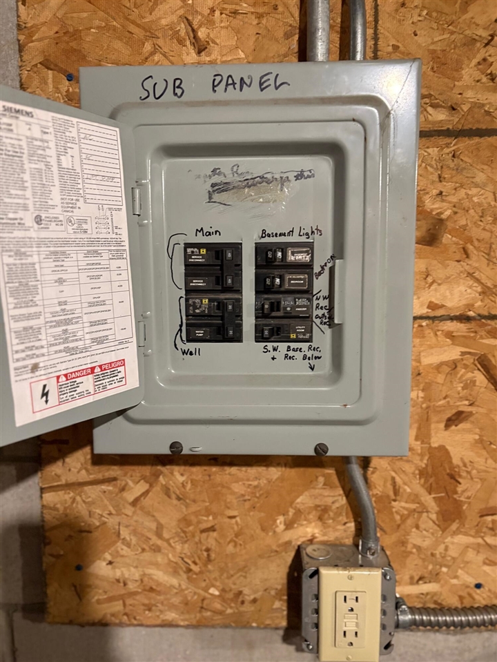 12355 9 Mile Road, Kaleva, MI, 49645-9603