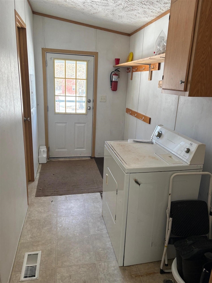 12355 9 Mile Road, Kaleva, MI, 49645-9603