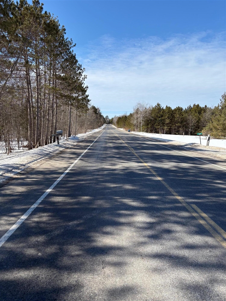 12355 9 Mile Road, Kaleva, MI, 49645-9603