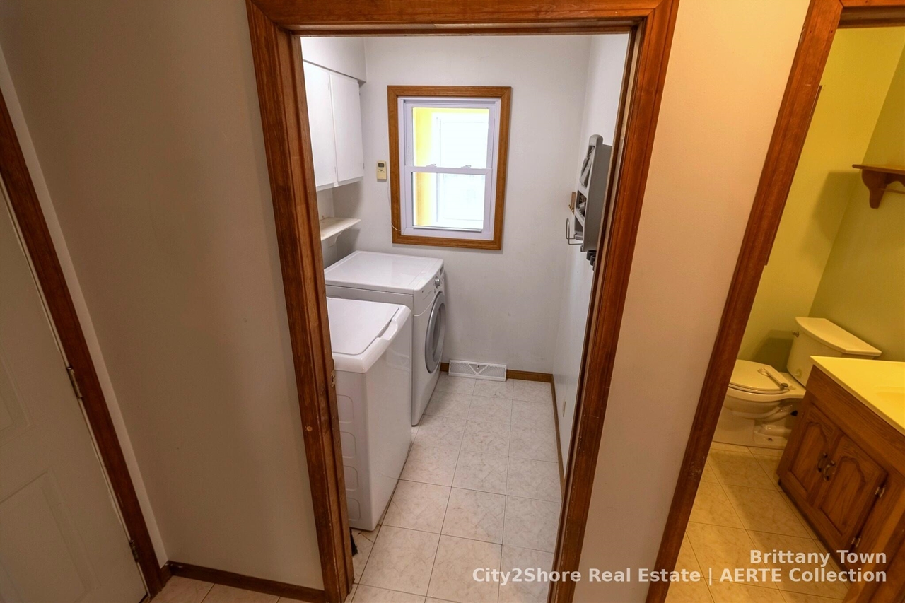 799 Topview Drive, Otsego, MI, 49078-9705