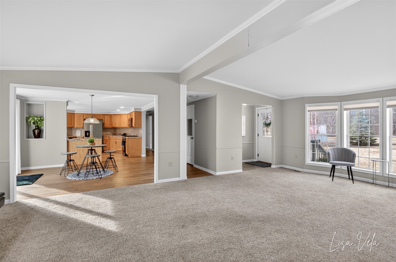 913 E Lewis Street, Whitehall, MI, 49461-1613