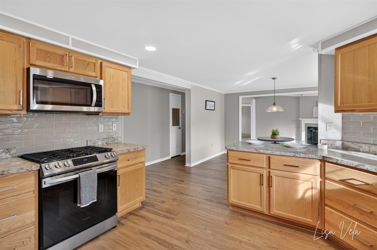 913 E Lewis Street, Whitehall, MI, 49461-1613