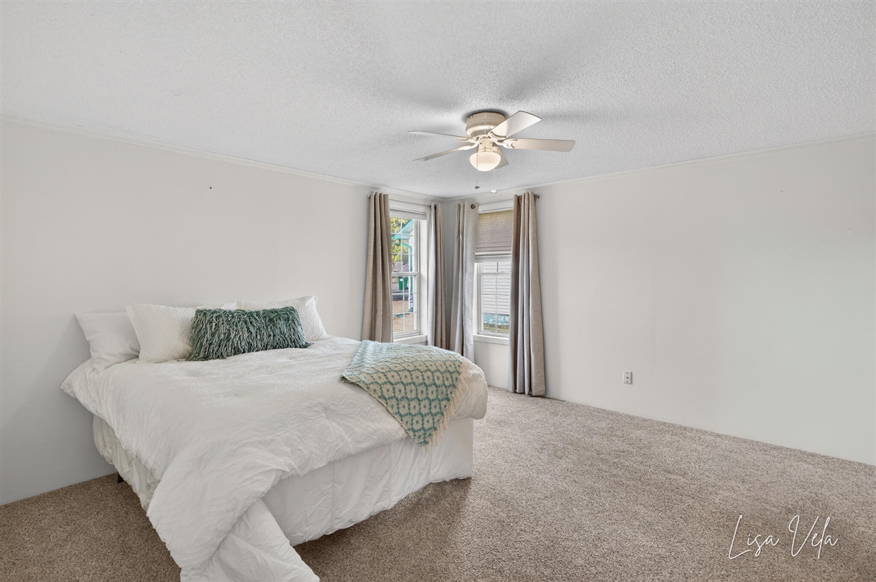 913 E Lewis Street, Whitehall, MI, 49461-1613