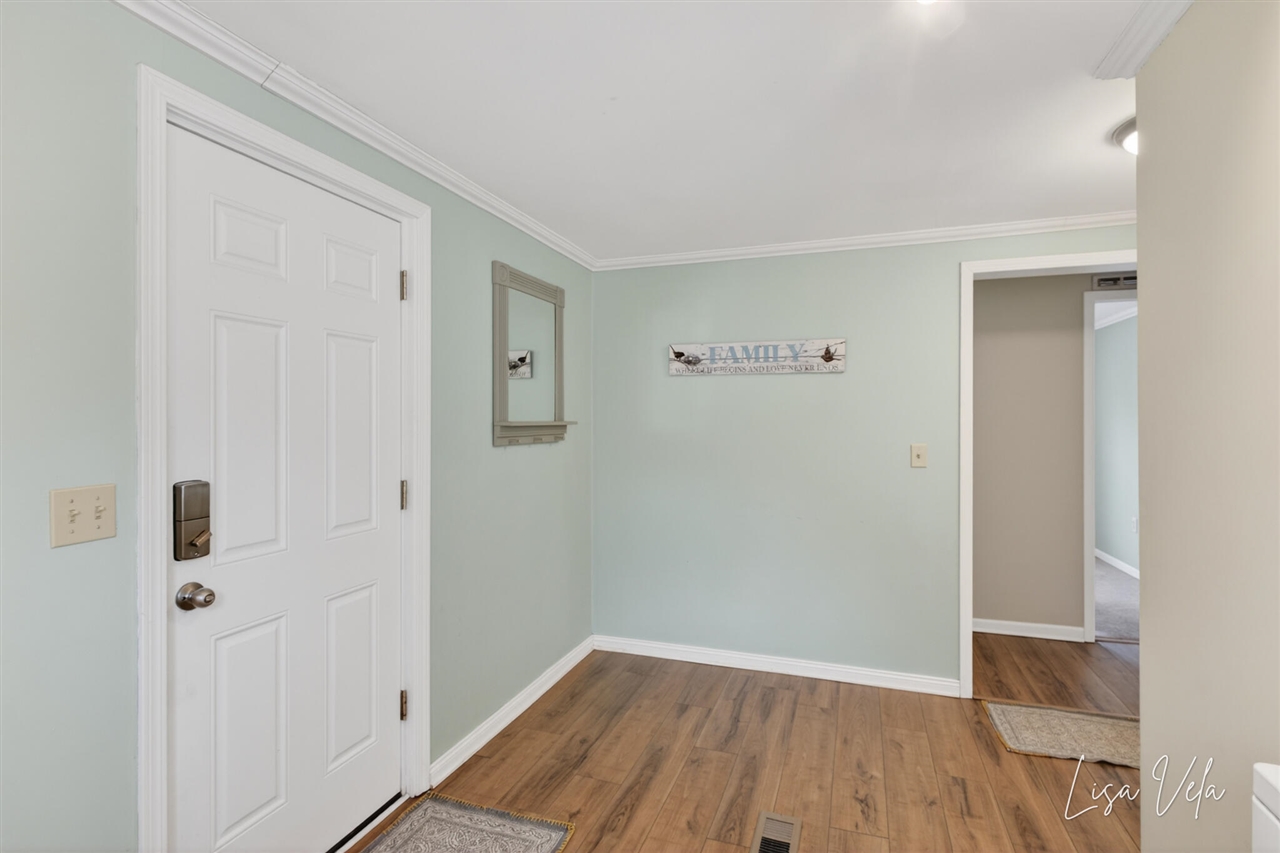 913 E Lewis Street, Whitehall, MI, 49461-1613