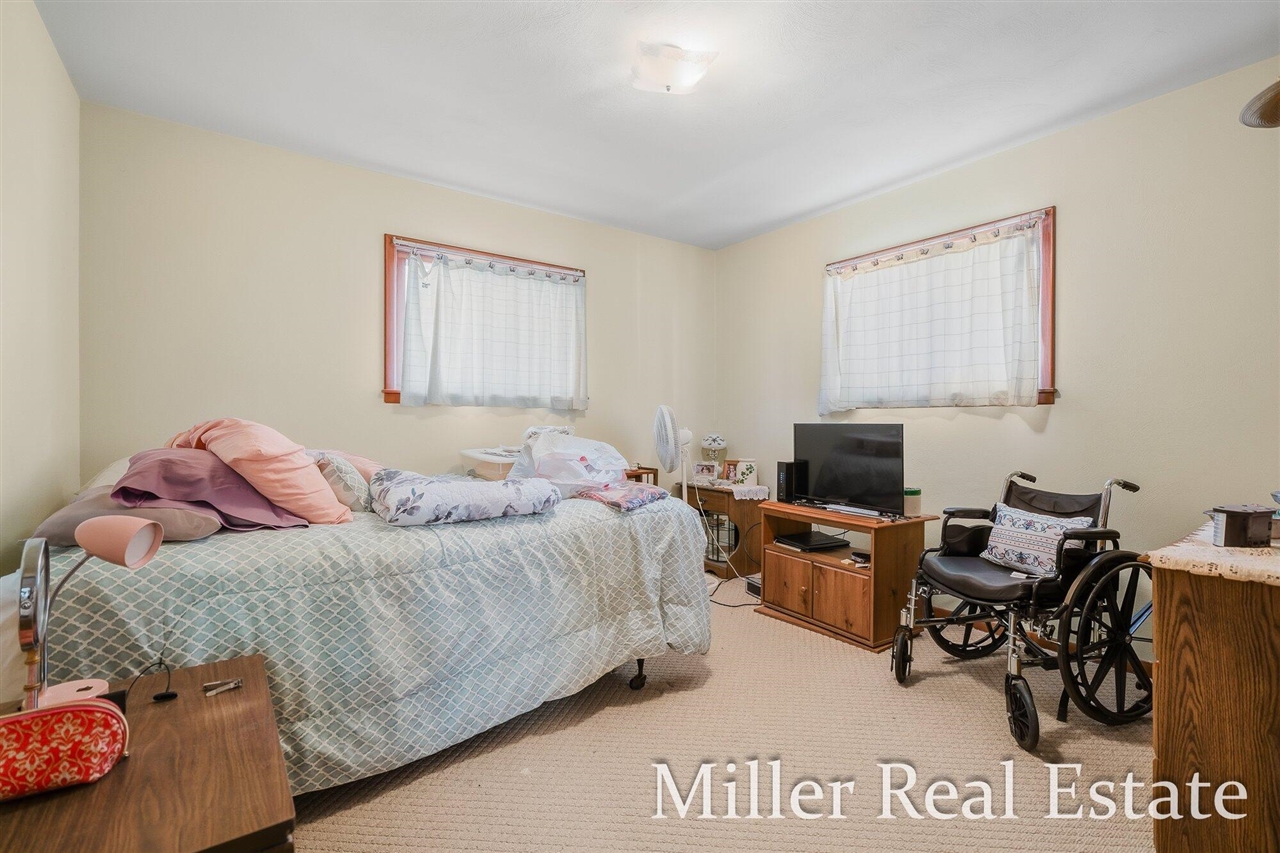 629 S Market Street, Hastings, MI, 49058-2057