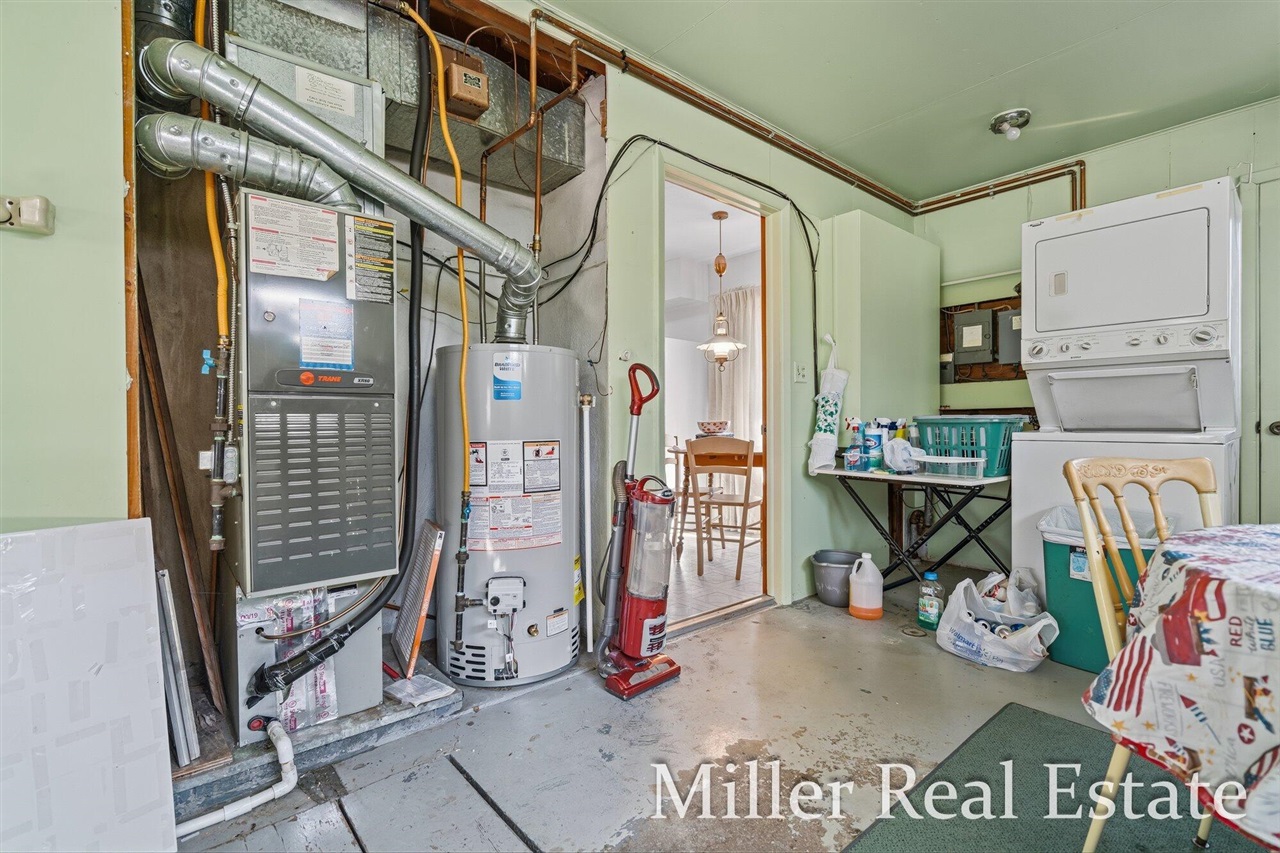 629 S Market Street, Hastings, MI, 49058-2057