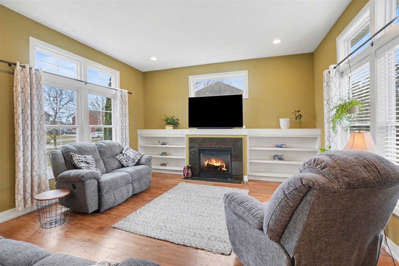 Homes for sale in West Olive, MI | 9355 Windward Dr, West Olive, MI 49460 | MLS# 70517819