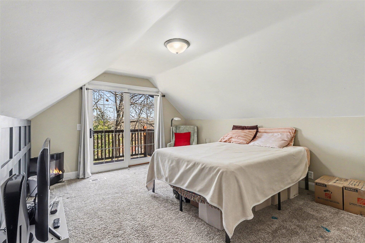 66518 N Centerville Road, Sturgis, MI, 49091-9163