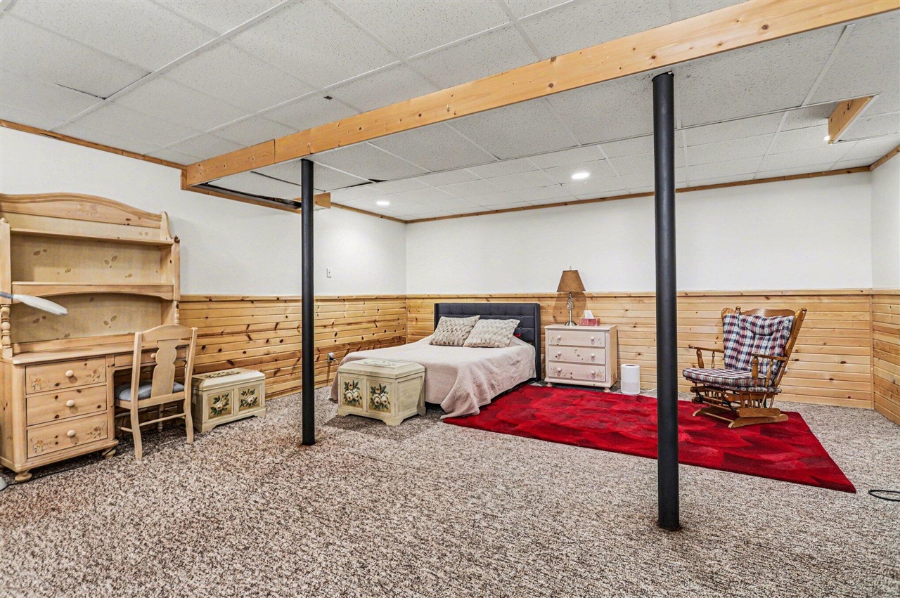 66518 N Centerville Road, Sturgis, MI, 49091-9163